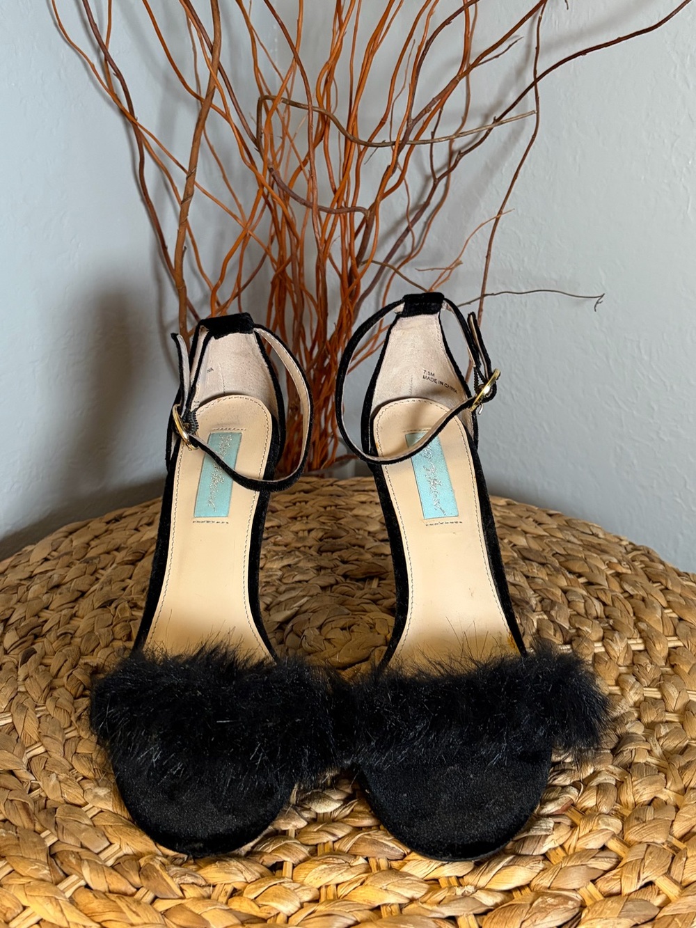 BLUE BY BETSEY JOHNSON FUR HEELS